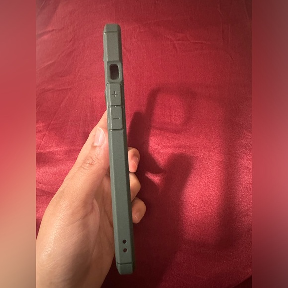 Green Iphone Case iPhone 14pro - Picture 7 of 10
